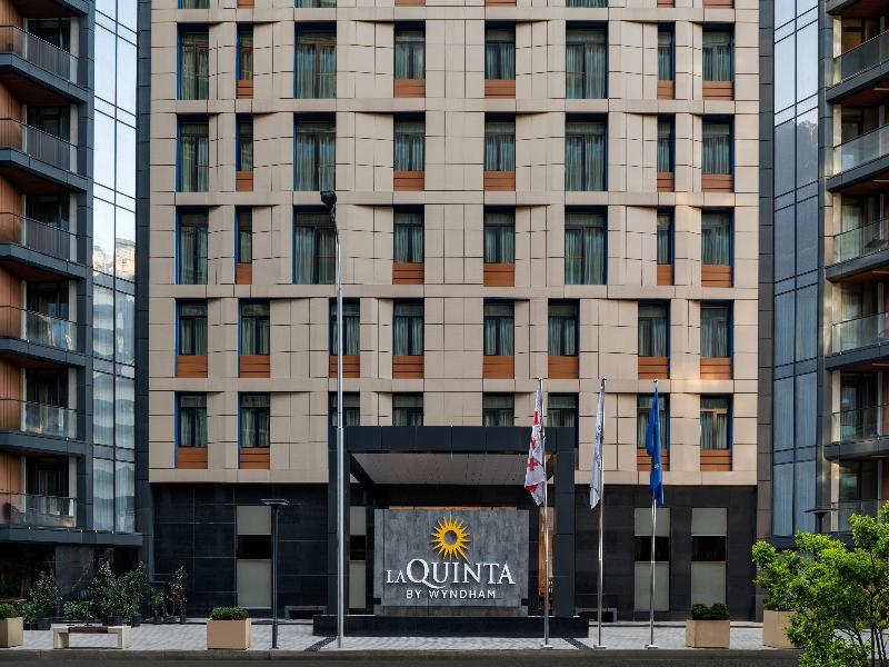 La Quinta By Wyndham Batumi - Genel