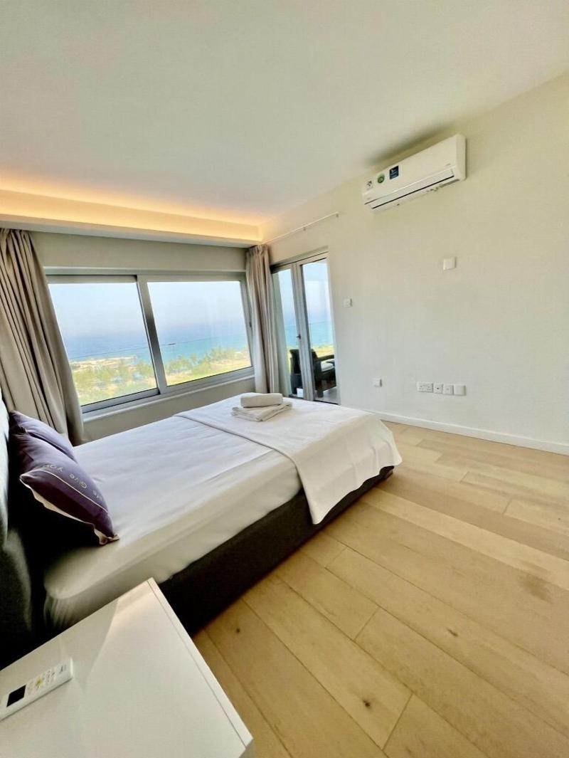 Emerald Bay Suites - Oda
