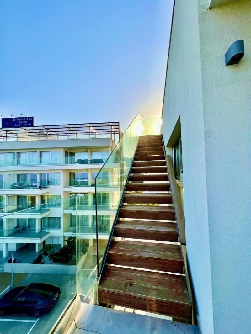 Emerald Bay Suites - Oda
