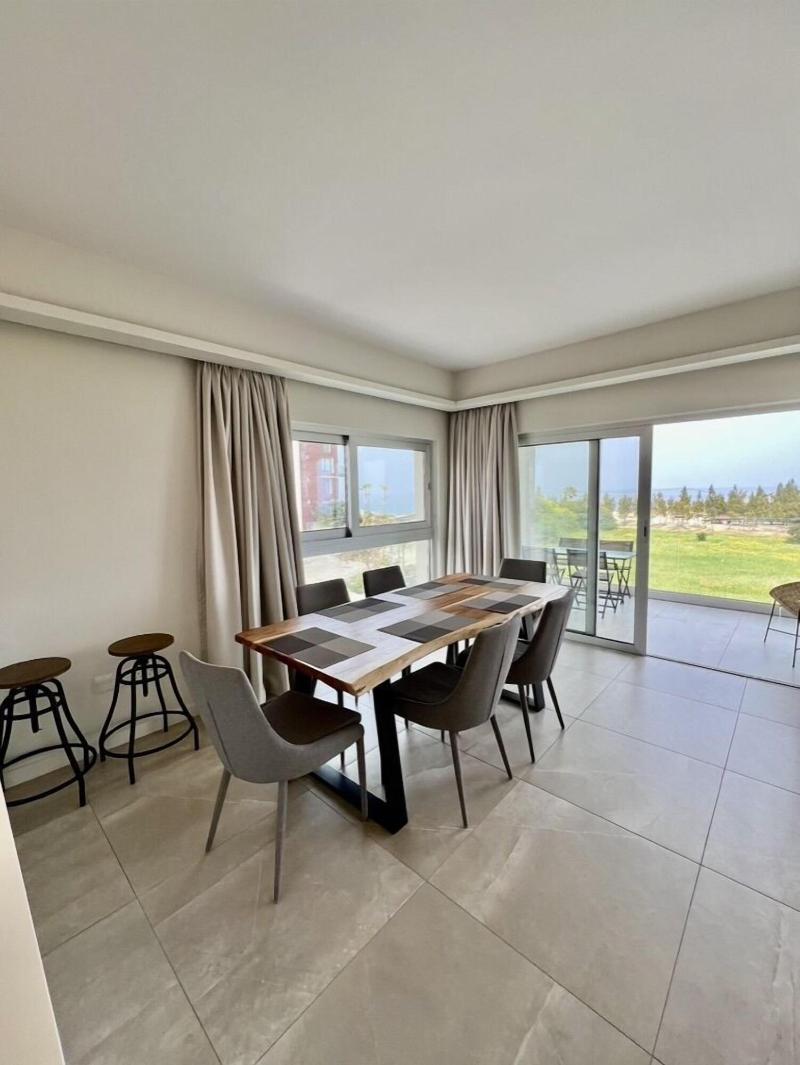 Emerald Bay Suites - Oda