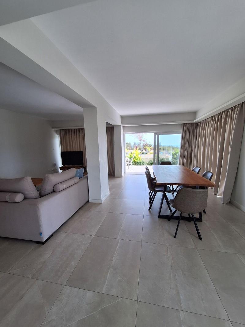 Emerald Bay Suites - Oda