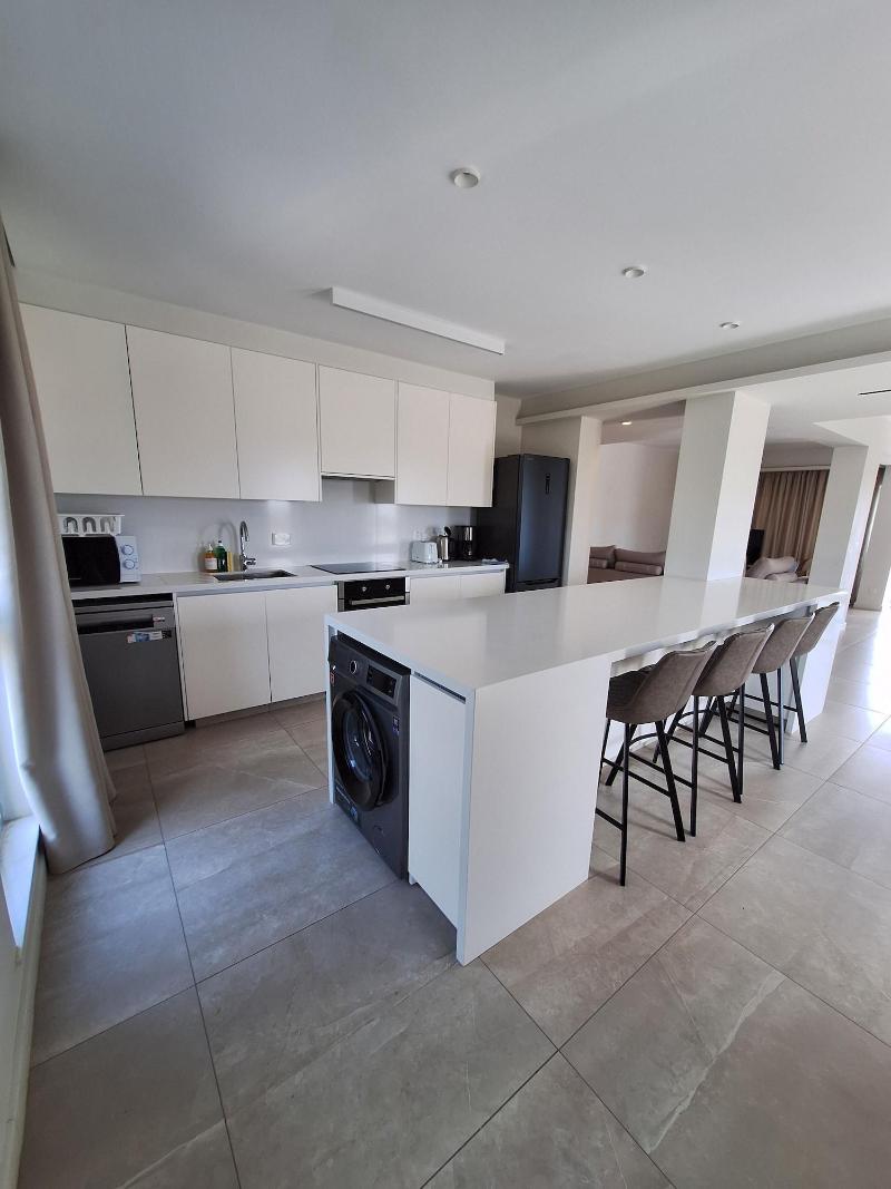 Emerald Bay Suites - Oda