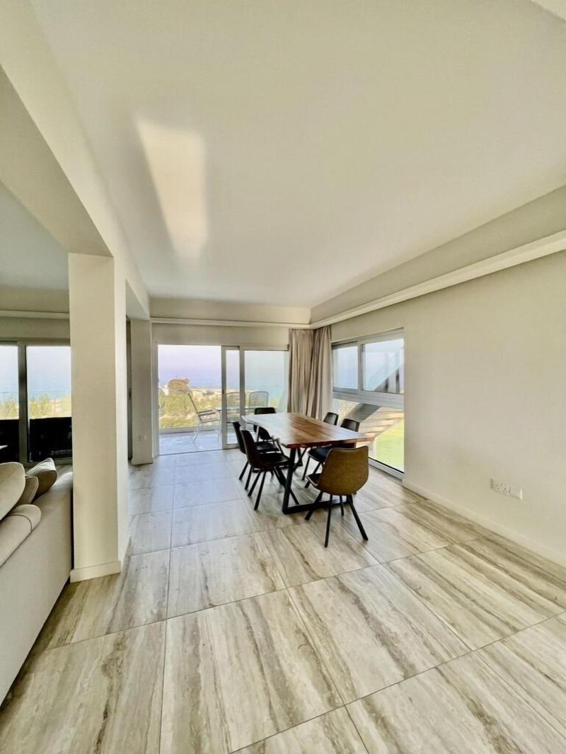 Emerald Bay Suites - Oda