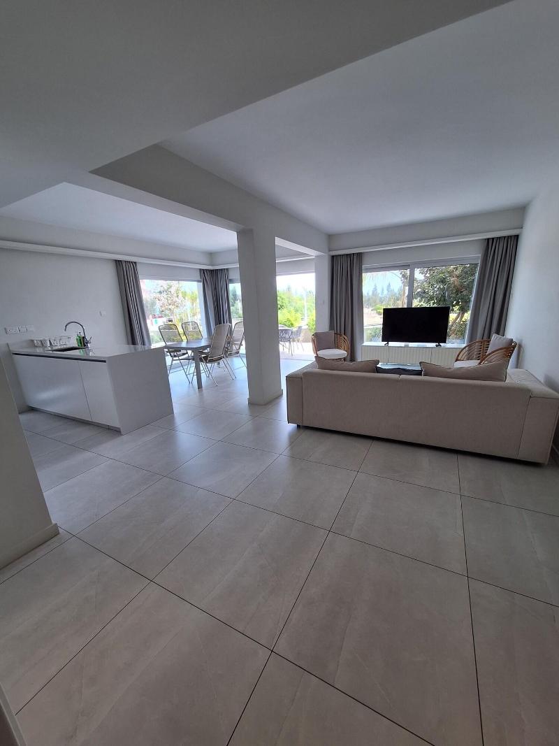 Emerald Bay Suites - Oda