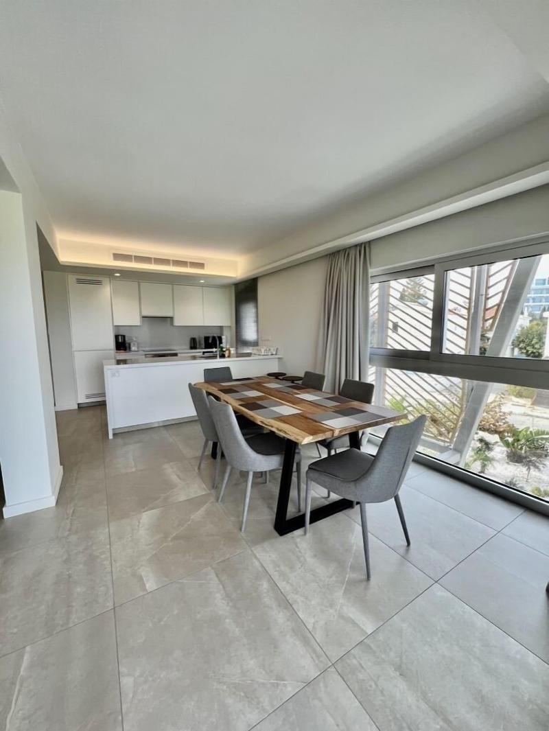 Emerald Bay Suites - Oda