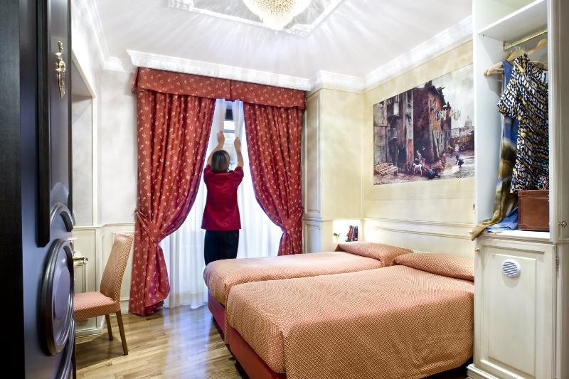 De Luxe Inn 6 Guest House - Oda