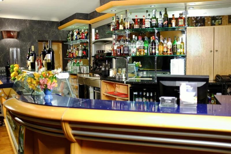SGE Argyll Hotel - Bar