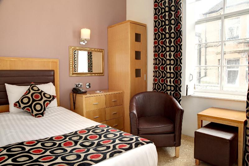 SGE Argyll Hotel - Oda