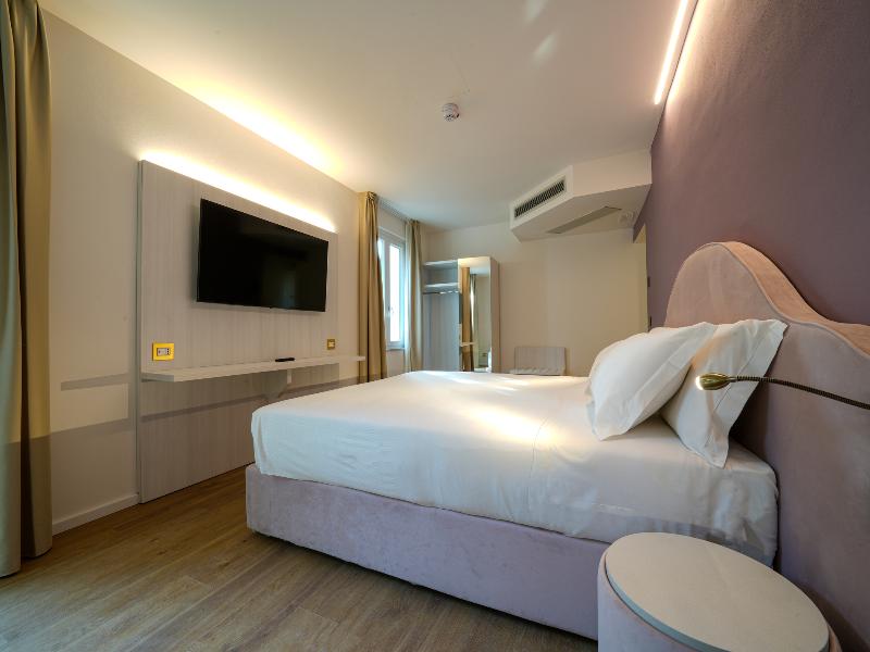 Castiglioncello Suites - Oda