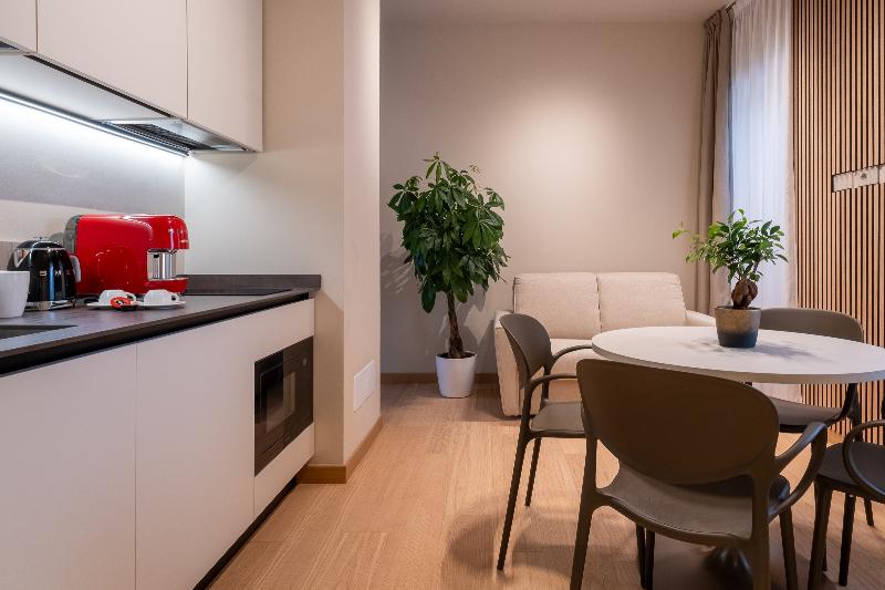 Oriana Homèl Milano - Oda