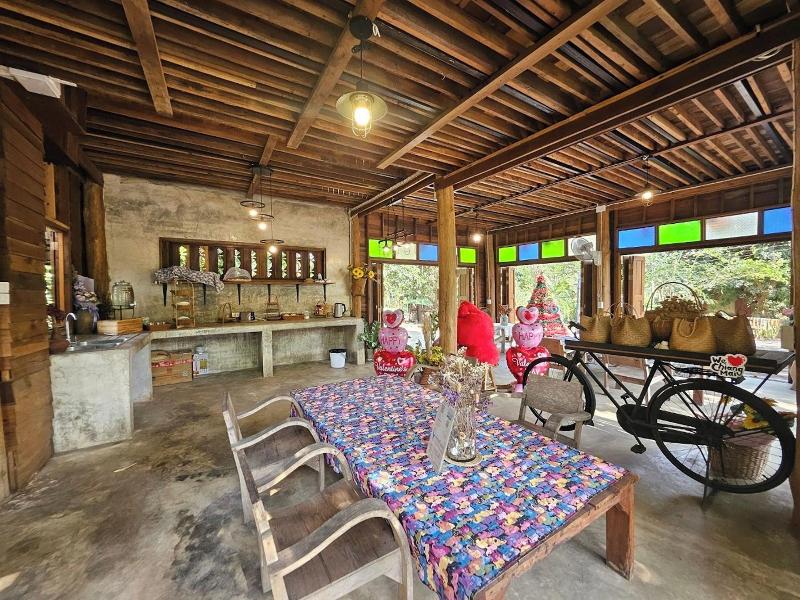 Homestay Baan Auy Chiangmai by ZUZU - Restoran