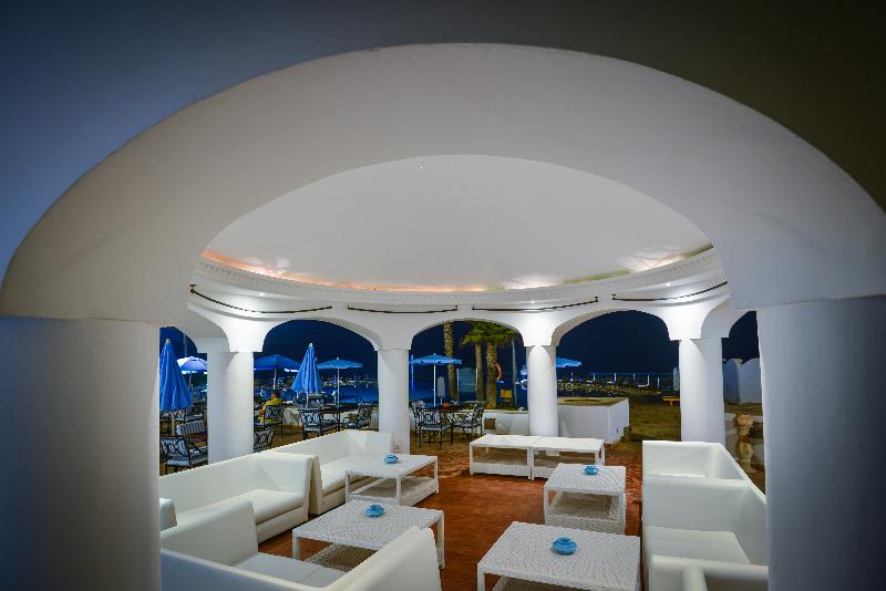 L'amphitrite Palace Beach Hotel & Spa - Bar