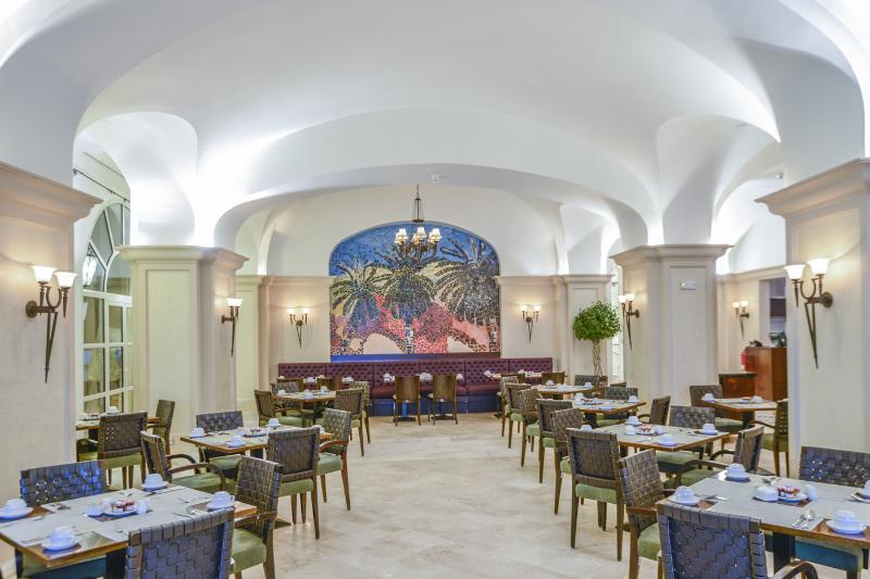 L'amphitrite Palace Beach Hotel & Spa - Restoran