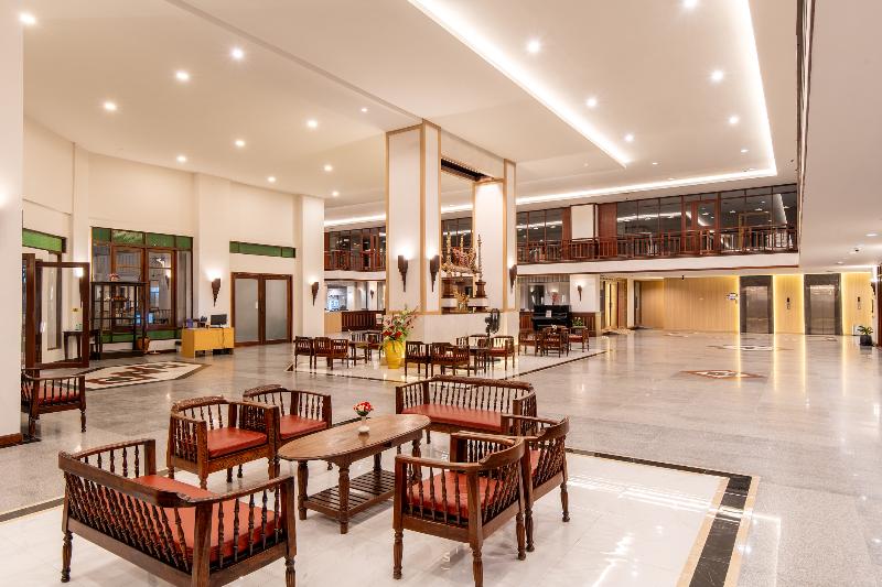 Jomtien Thani Hotel - Lobi