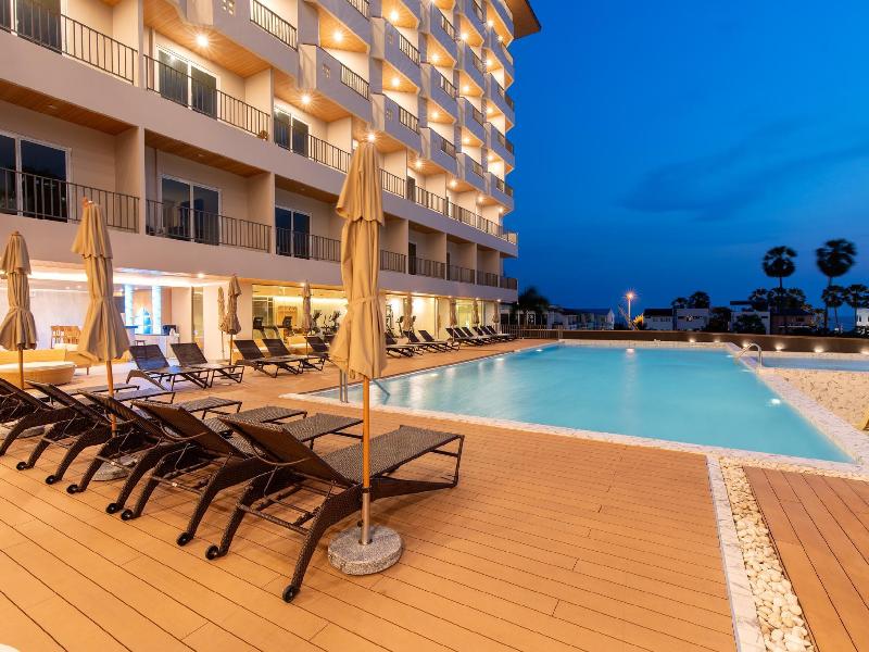 Jomtien Thani Hotel - Havuz