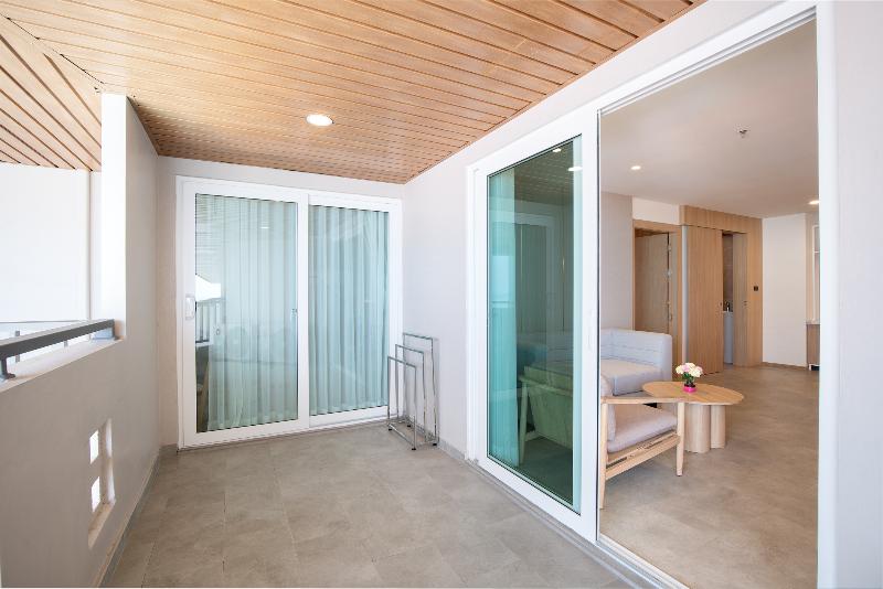 Jomtien Thani Hotel - Teras