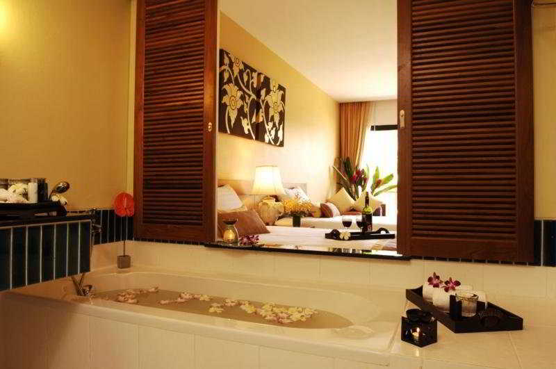 Naithonburi Beach Resort Phuket fotoÄŸrafÄ±