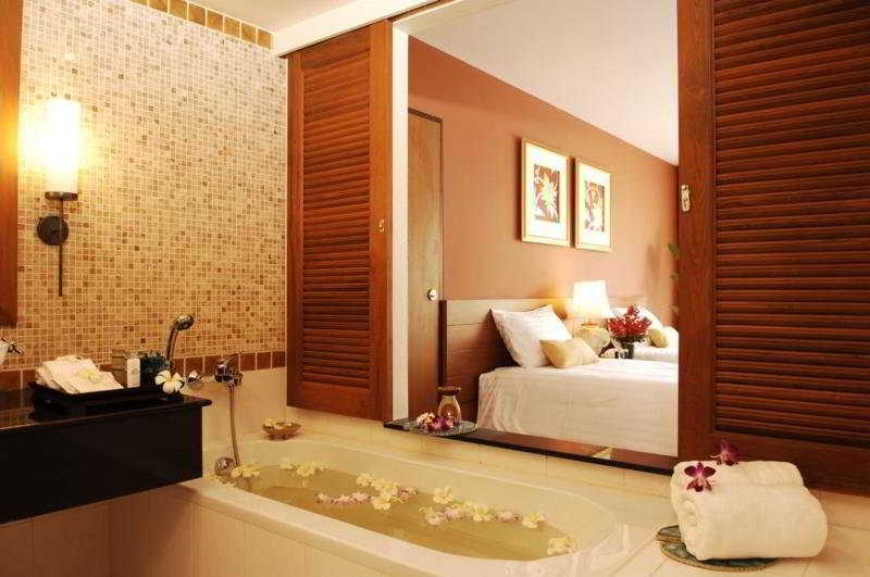 Naithonburi Beach Resort Phuket fotoÄŸrafÄ±