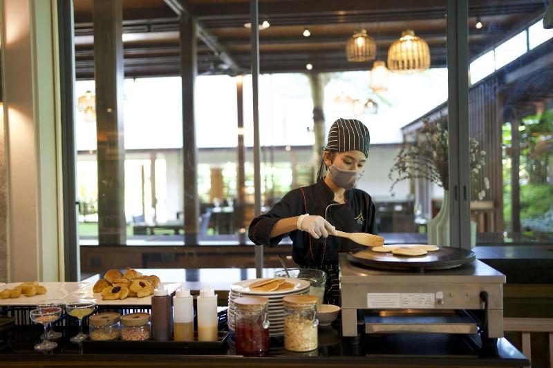 Naithonburi Beach Resort Phuket - Restoran