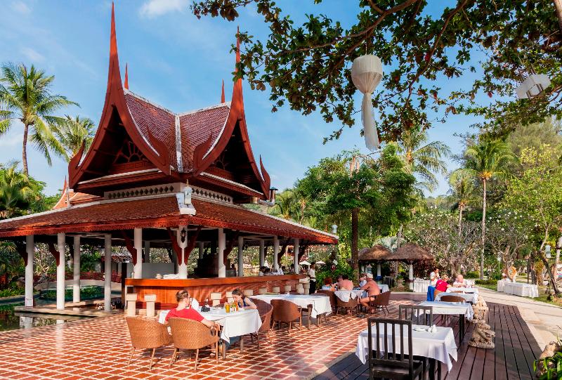 Thavorn Beach Village Resort - Bar