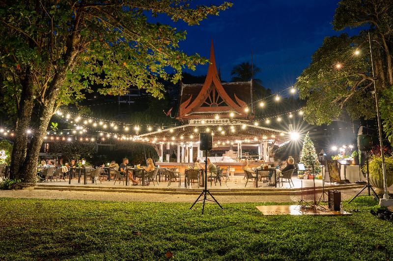 Thavorn Beach Village Resort - Bar
