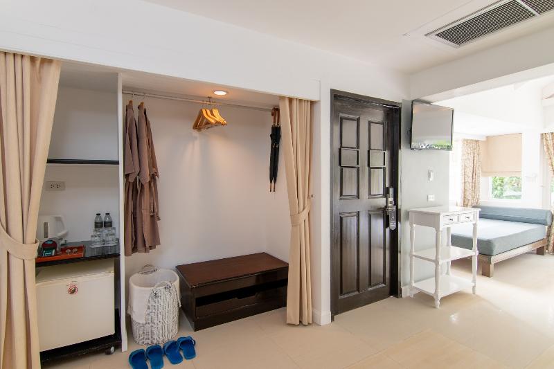 Thavorn Beach Village Resort - Oda