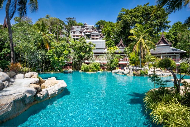Thavorn Beach Village Resort - Havuz