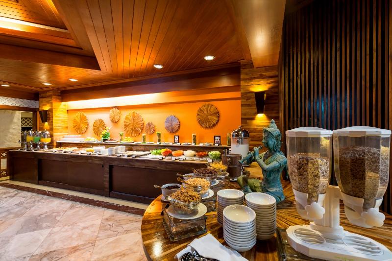 Thavorn Beach Village Resort - Restoran