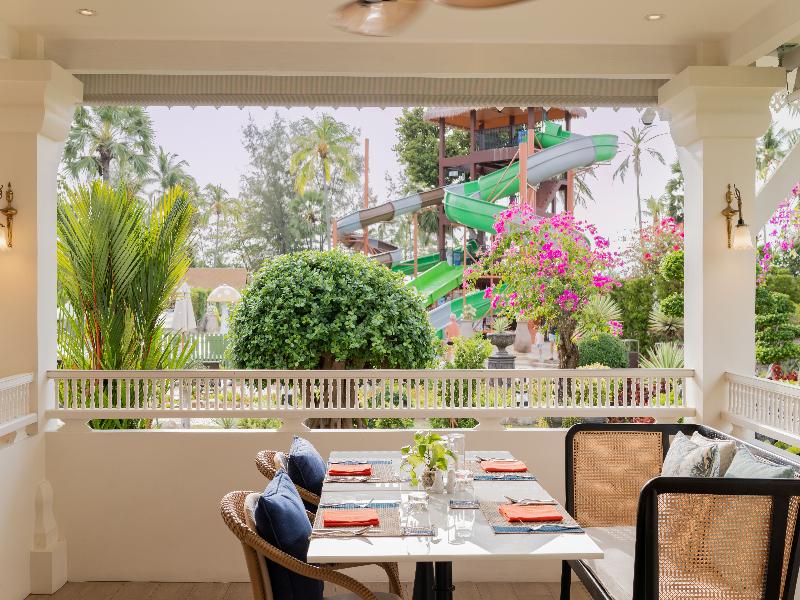 Thavorn Palm Beach Resort - Restoran
