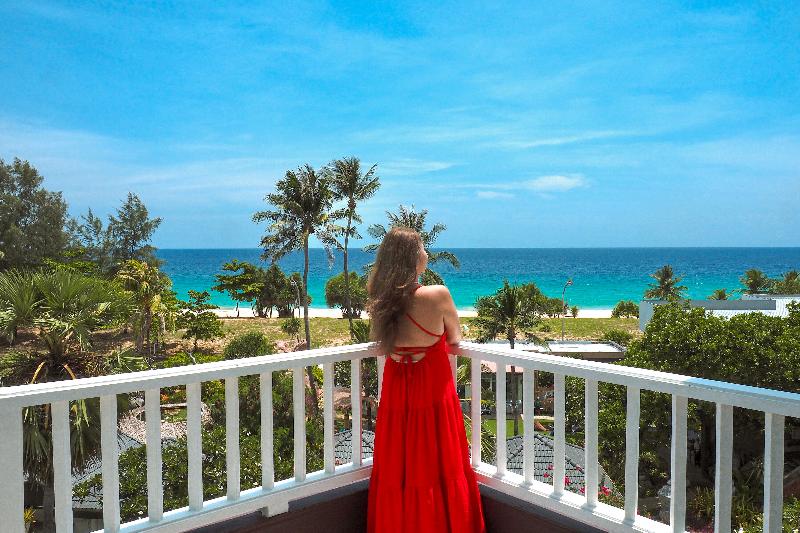 Thavorn Palm Beach Resort - Teras