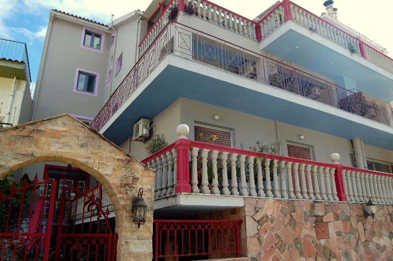 Alkyoni Apartments & Studios - Genel