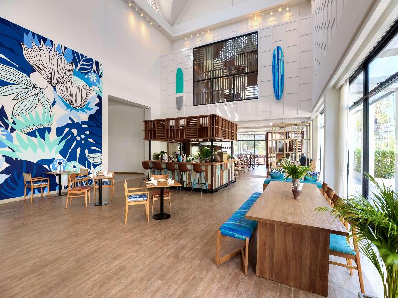 Outrigger Surin Beach Resort (SHA Extra+) (Phuket) - Lobi