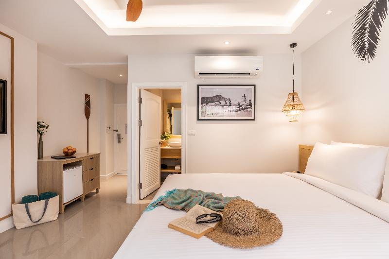 Outrigger Surin Beach Resort (SHA Extra+) (Phuket) - Oda