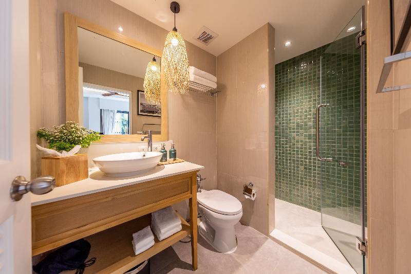 Outrigger Surin Beach Resort (SHA Extra+) (Phuket) - Oda