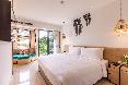 Outrigger Surin Beach Resort (SHA Extra+) (Phuket) oda fotoğrafı