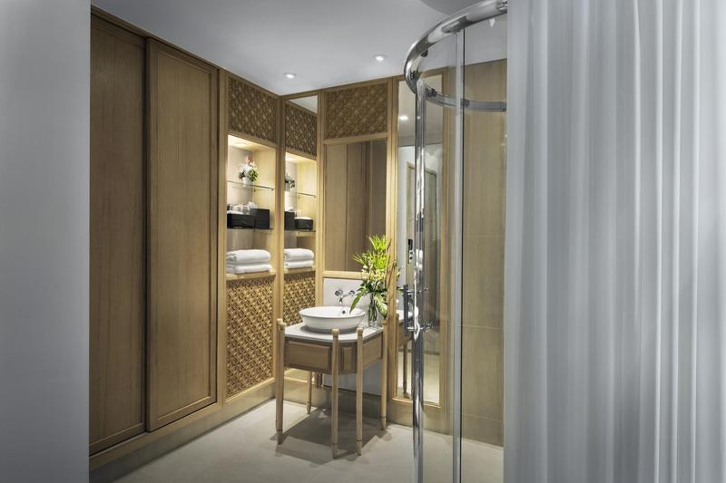 Outrigger Surin Beach Resort (SHA Extra+) (Phuket) - Oda