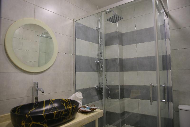 Essam Deluxe Hotel - Oda