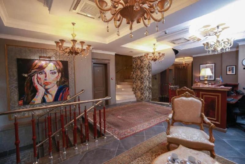 West Inn Palace Hotel - Lobi