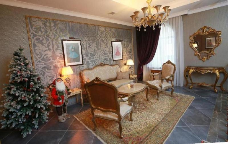 West Inn Palace Hotel - Lobi