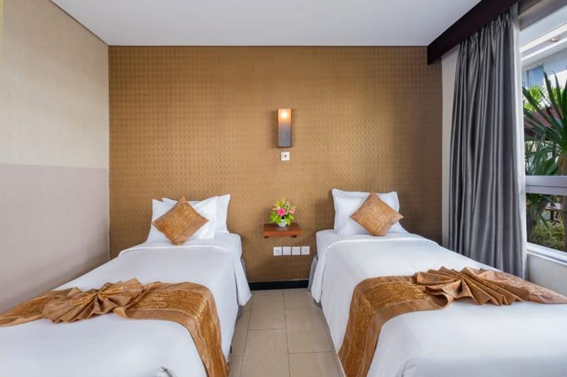 The Kanjeng Suites Kuta Galeria - Oda