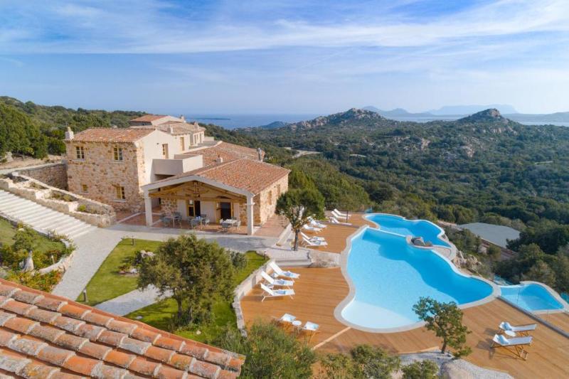 Hotel Borgo Smeraldo - Havuz