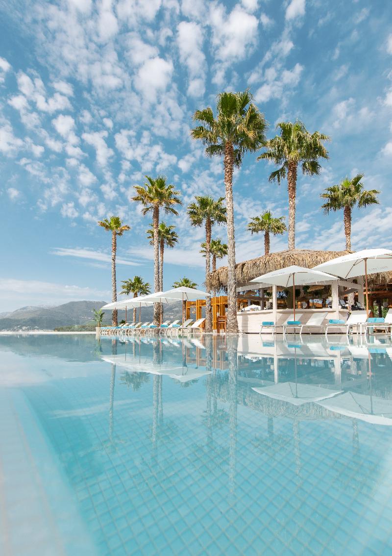 Monte Palm Beach - Genel