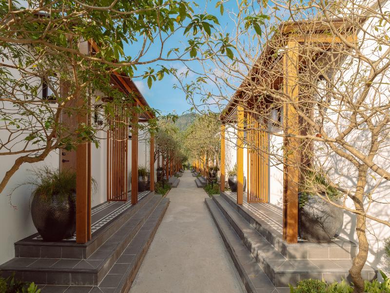 Sugar Marina Resort-LAGOON-Villas, Naiyang Beach - Genel