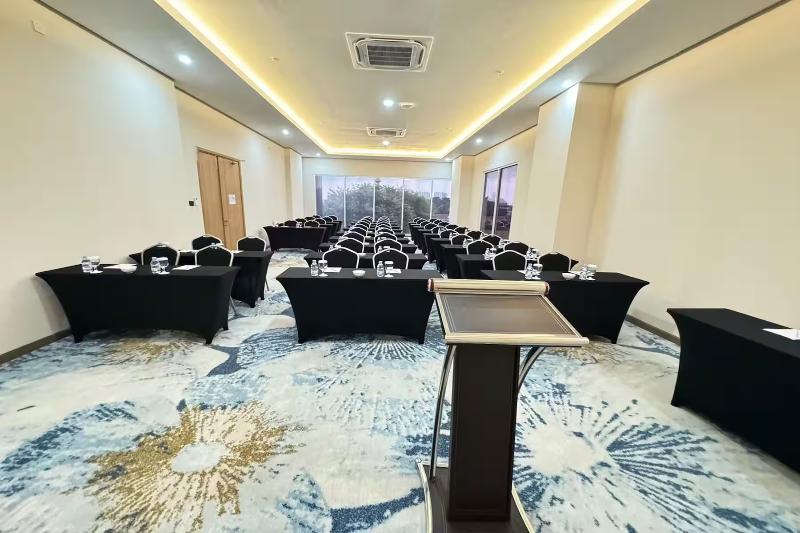 Howard Johnson By Wyndham Tangerang - Toplantı