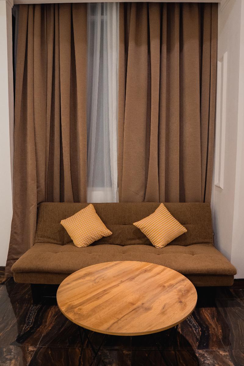 Fahira Hotel Syariah Padang - Oda