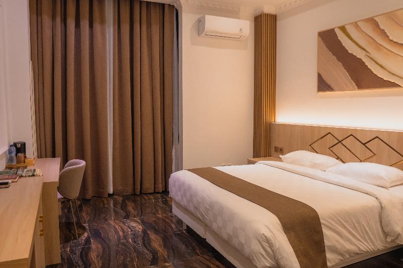 Fahira Hotel Syariah Padang - Oda