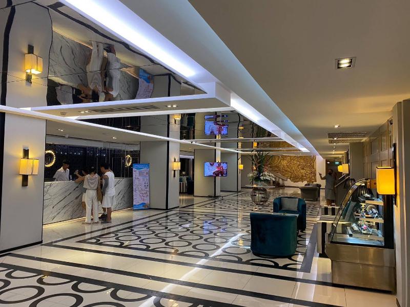 Pearl Hotel Phuket - Lobi