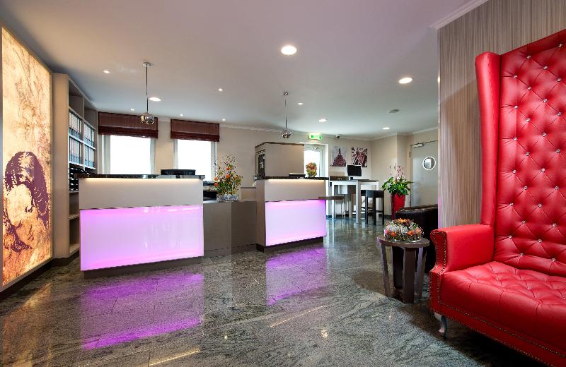 Leonardo Hotel Nürnberg - Lobi