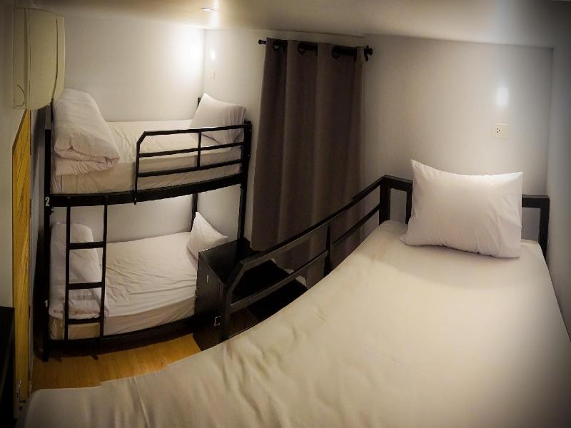 Us Hostel Samui - Oda