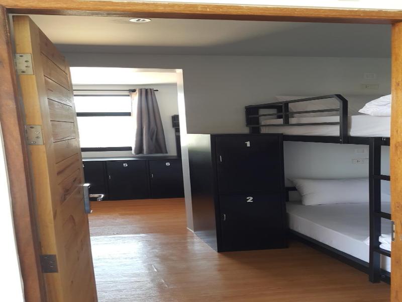 Us Hostel Samui - Oda